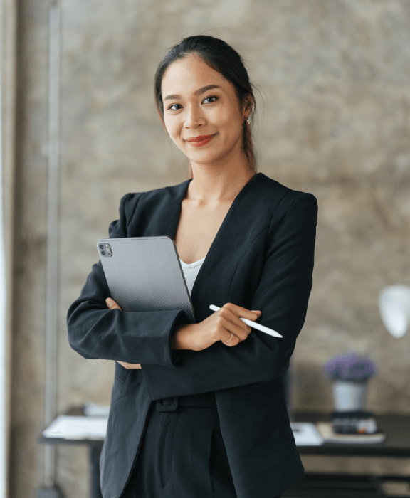 agent holding tablet